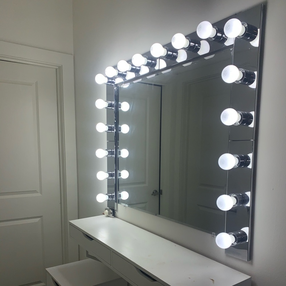 Mirror with lights